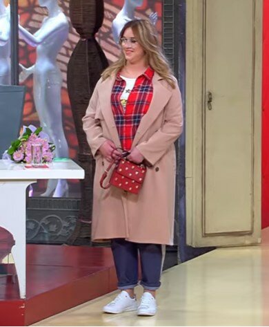 Скриншот сделан автором с сайта https://www.1tv.ru/shows/modnyy-prigovor