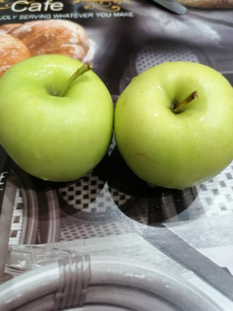 Яблоки для перекуса.