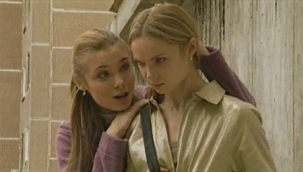 Татьяна и Ольга Арнтгольц "Зачем тебе алиби" (2003)