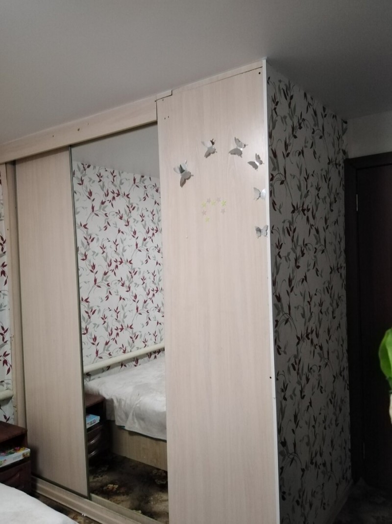 Вот таким стала гардеробная, в два раза больше шкафа