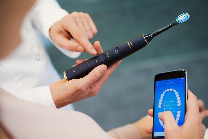 Щетка Philips Sonicare подскажет, каким зонам нужно уделять больше внимания, через мобильное приложение для смартфона