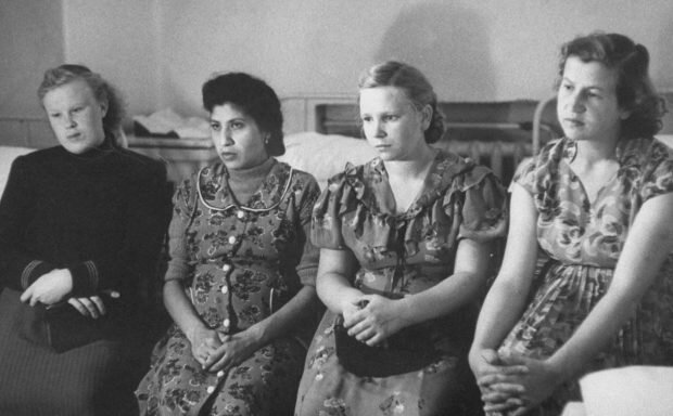 Женщины СССР были скромнее сегодняшних? Проверим!