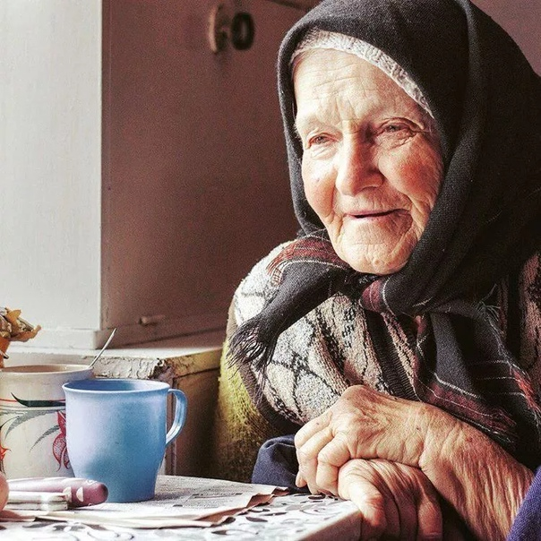 Дети бросили пожилую мать одну в деревне, женщина уже смирилась со своей участью, но в один день всё поменялось