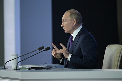 Путин назвал мракобесием отсутствие отличий между женщиной и мужчиной